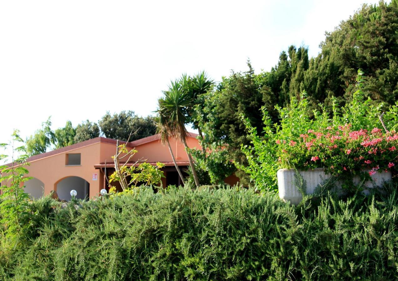 Agriturismo Da Pina Porto Conte Ngoại thất bức ảnh